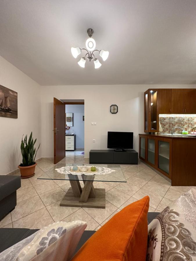 B&S Saranda Apartment Exterior photo